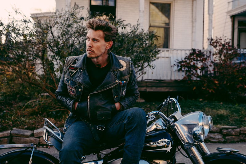 T・ハーディ＆A・バトラー初共演　伝説的モーターサイクルクラブ描く　「THE BIKERIDERS」公開決定