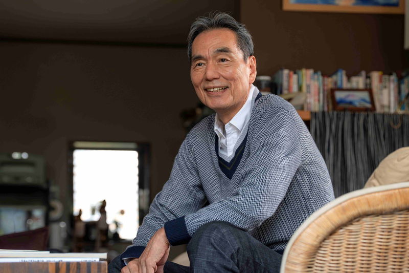 孫＝安藤拓磨と祖母＝市毛良枝の見せる温かな瞬間　「富士山と、コーヒーと、しあわせの数式」場面写真