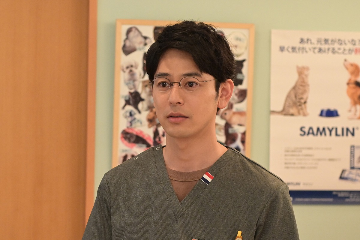 妻夫木聡　インスタアカウント開設！　主演ドラマ「危険なビーナス」のポスターからひょっこり顔を出すショットも