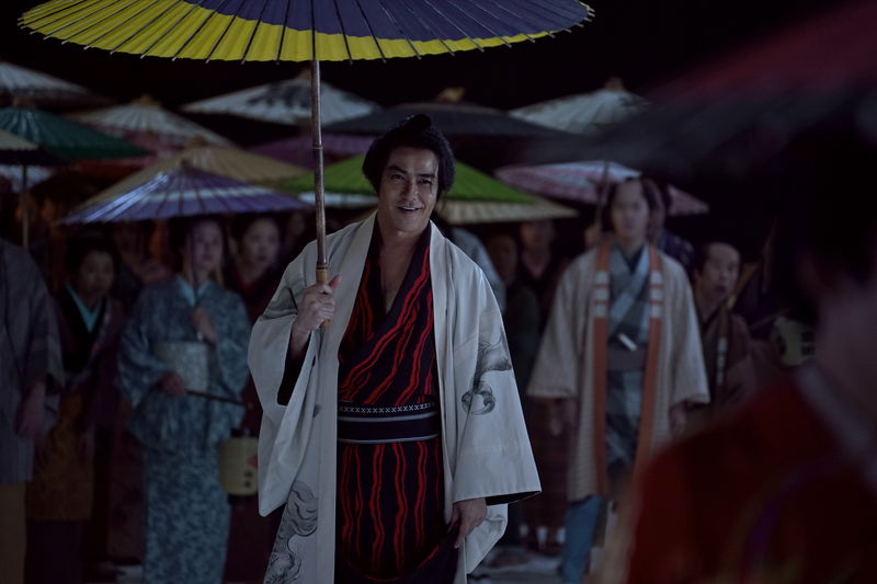 柄本佑が演じるあだ討ちの真相を追う田舎侍 渡辺謙の重く含みのある姿も 「木挽町のあだ討ち」場面写真