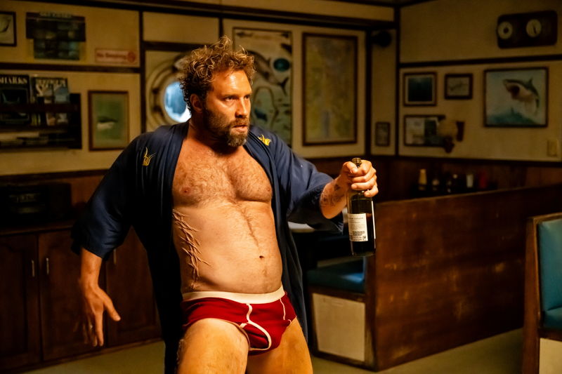 サメ映画＋サイコパスな船長　カンヌでプレミア上映　「デンジャラス・アニマルズ 絶望海域」予告