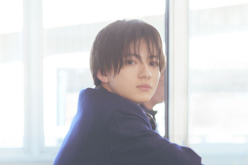 宮世琉弥が”ウラオモテ王子”に　ミステリアスな西村拓哉　「恋わずらいのエリー」場面写真