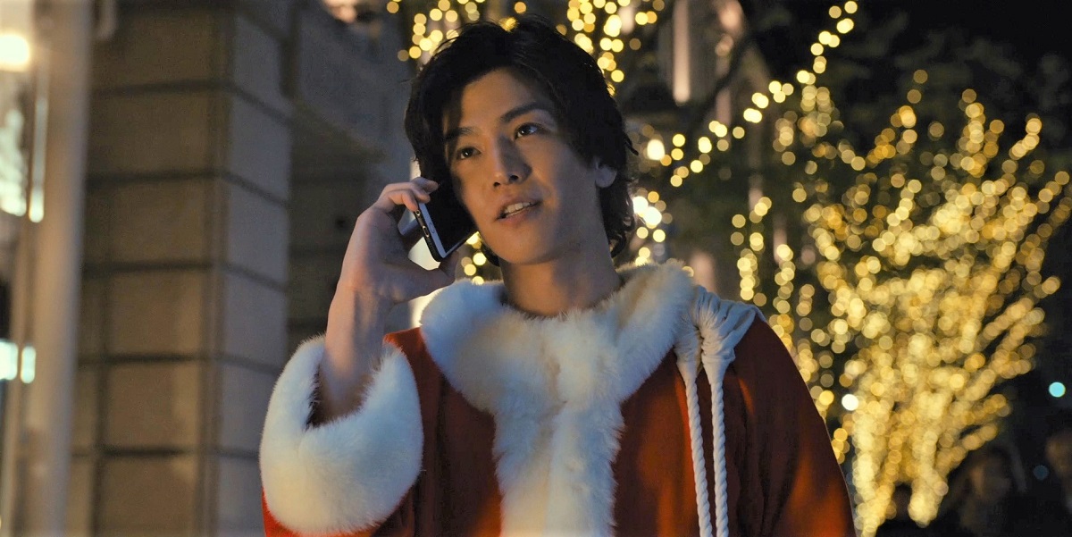 サンタ・岩田剛典に新田真剣佑がドッキリ？　「名も無き世界のエンドロール」クリスマス・イブの本編映像公開