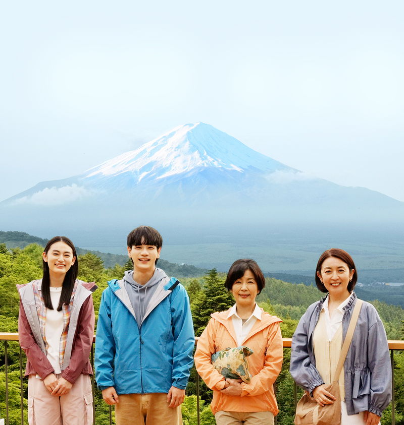 豆原一成＆市毛良枝　孫と祖母の暮らしぶり　「富士山と、コーヒーと、しあわせの数式」場面写真