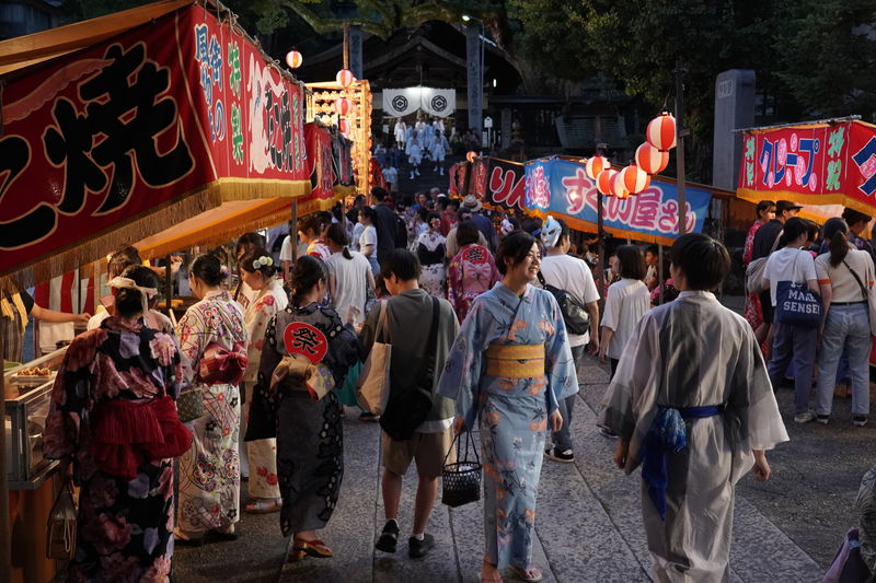 池田エライザ、久保田紗友らが艶やかな浴衣姿　夏祭りのデートシーン　「リライト」場面写真