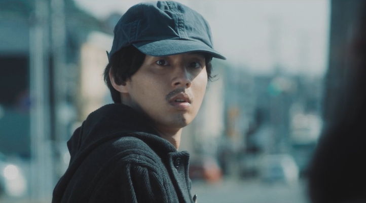 藤ヶ谷太輔、大みそかに知り合いから声をかけられて逃げ出す姿　「そして僕は途方に暮れる」本編映像