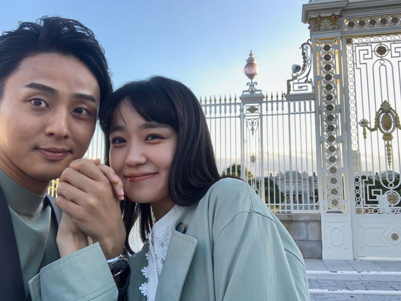 藤ヶ谷太輔が奈緒の髪をドライヤーで乾かす　幸せあふれる姿　「傲慢と善良」場面写真