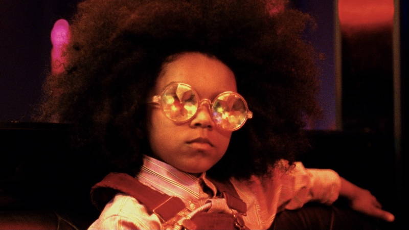 香りの能力でタイムリープする少女　母と叔母の封じられた記憶に飛び込む　「ファイブ・デビルズ」公開決定