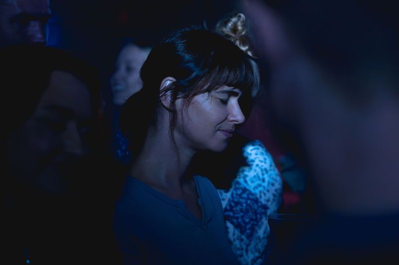 巨大物流センターで働く女性の日常　現代社会が抱える孤独と分断　「オーロラの涙」公開決定