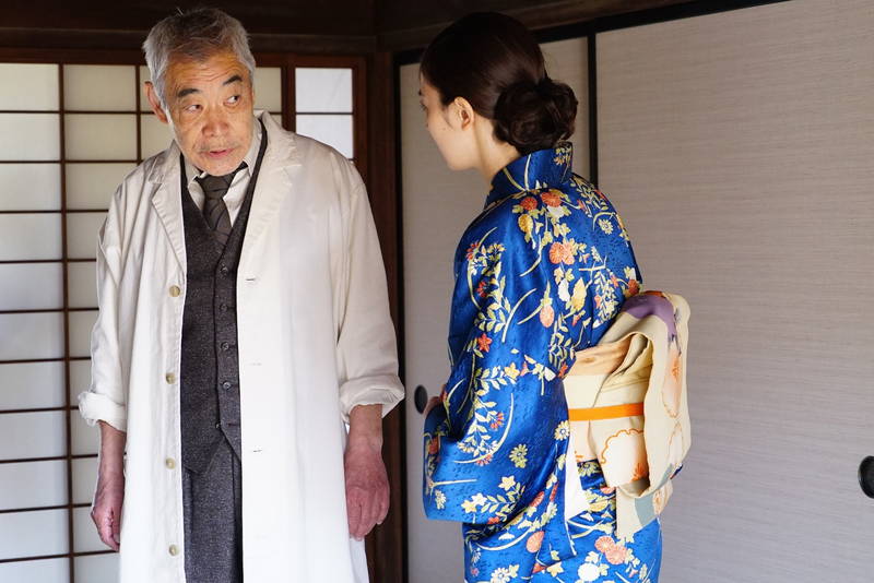 太宰治「斜陽」を映画化　宮本茉由、安藤政信出演　「鳩のごとく　蛇のごとく　斜陽」場面写真