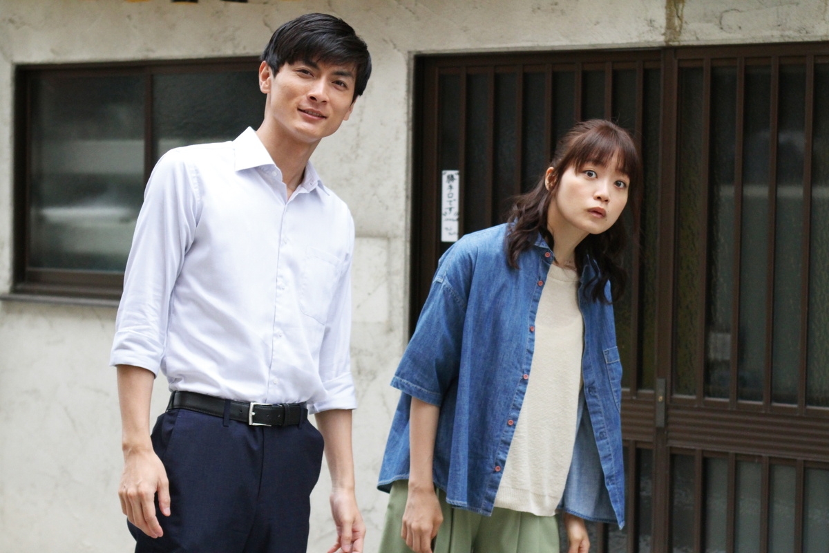 深川麻衣　先輩役者との撮影は「幸せで、ぜいたくで、豊かな時間」　「おもいで写眞」でカメラマン役