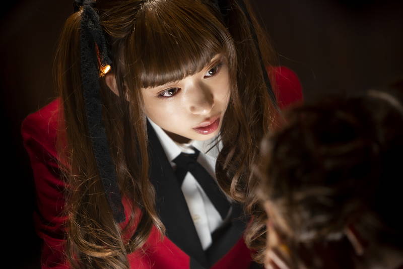 森川葵が何かをひらめいた？　ドラマ「賭ケグルイ双」　ギャンブルを知らない頃の”ウブ”な場面写真公開
