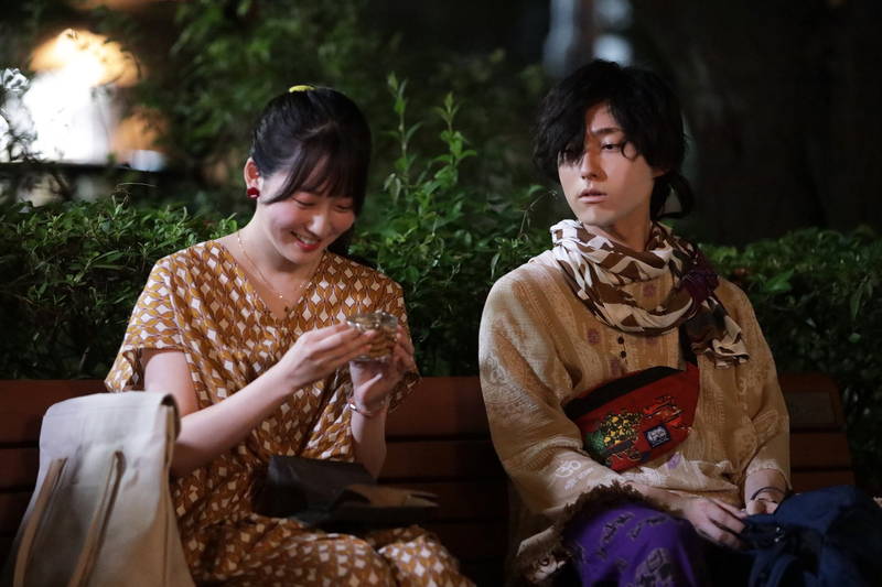 パティシエとお客さん　”両片思い”の恋の行方を描く　「パティシエさんとお嬢さん」場面写真