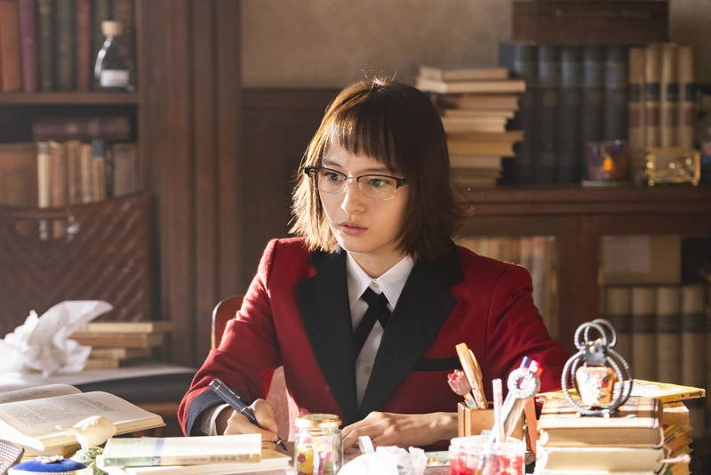 生田絵梨花が棒を振りまくる　3日間アクション猛特訓　ドラマ「賭ケグルイ双」メイキング映像公開