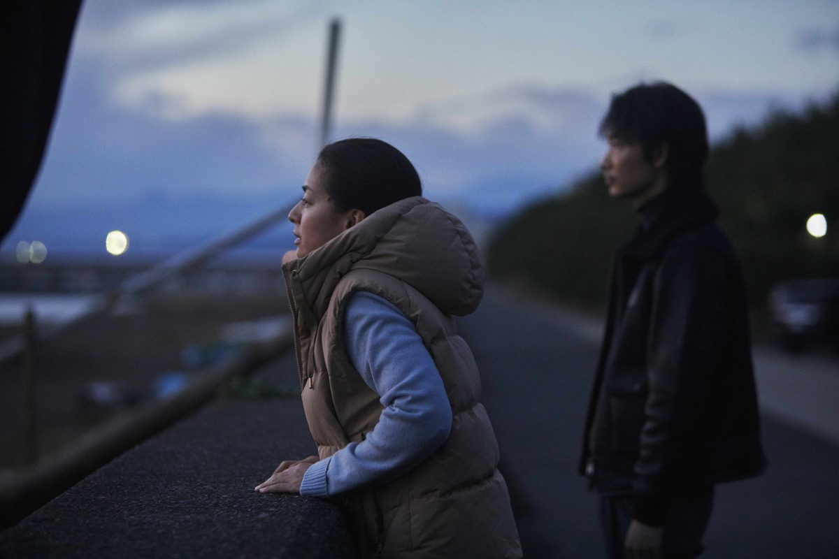 舘ひろし「天国にいる渡哲也さんに見てもらいたかった」　一瞬目頭を押さえ　「ヤクザと家族」で組長役