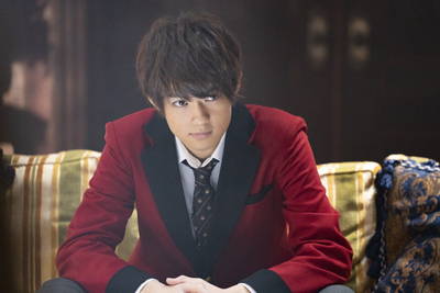 森川葵の手を握る佐野勇斗　ドラマ「賭ケグルイ双」新場面写真公開