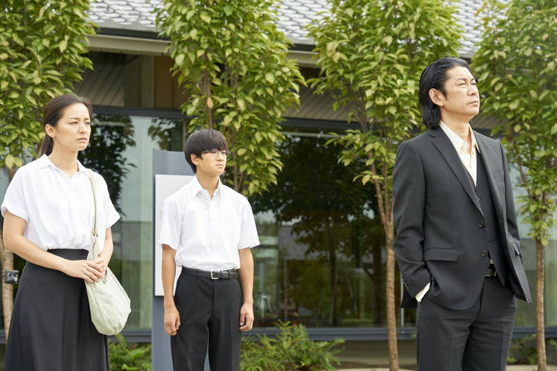 たくましく生きる尾野真千子　夫・オダギリジョー　風俗店店長・永瀬正敏　「茜色に焼かれる」場面写真公開