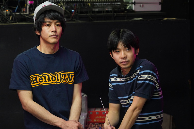 左利きの松坂桃李　右利きでのベース演奏シーンに苦戦　映画「あの頃。」メイキング写真