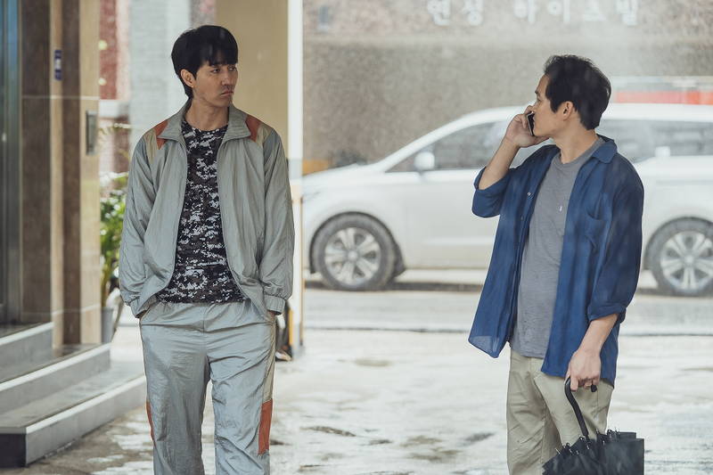 ソウル中心地にできた巨大陥没穴　マンションを地下500mまで沈ませる　「奈落のマイホーム」場面写真