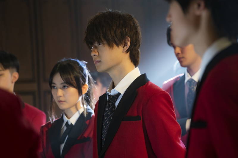 生田絵梨花が棒を振りまくる　3日間アクション猛特訓　ドラマ「賭ケグルイ双」メイキング映像公開