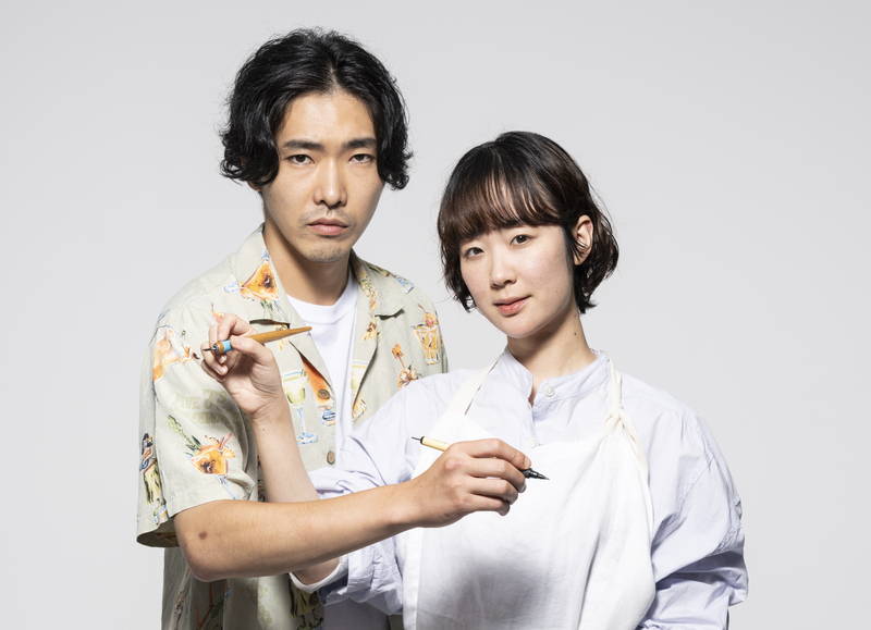 奈緒、柄本佑と不倫中の編集者役でキラキラ笑顔　「先生、私の隣に座っていただけませんか？」場面写真