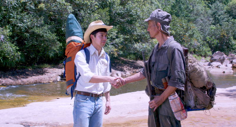 津田寛治が見せる、最後の仲間を亡くした小野田の虚無を宿らせた瞳　「ONODA 一万夜を越えて」予告編