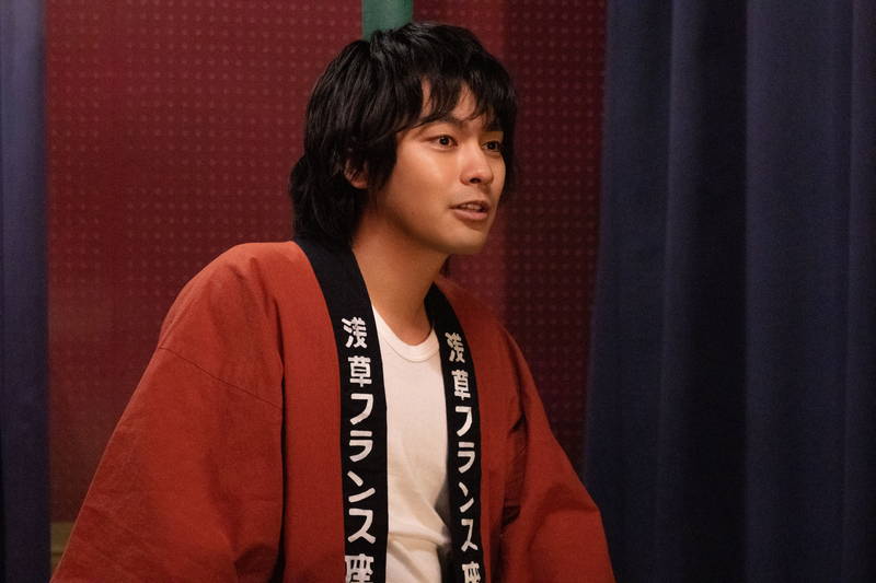柳楽優弥とナイツ土屋のツービート　ビートたけしの青春描く「浅草キッド」場面写真