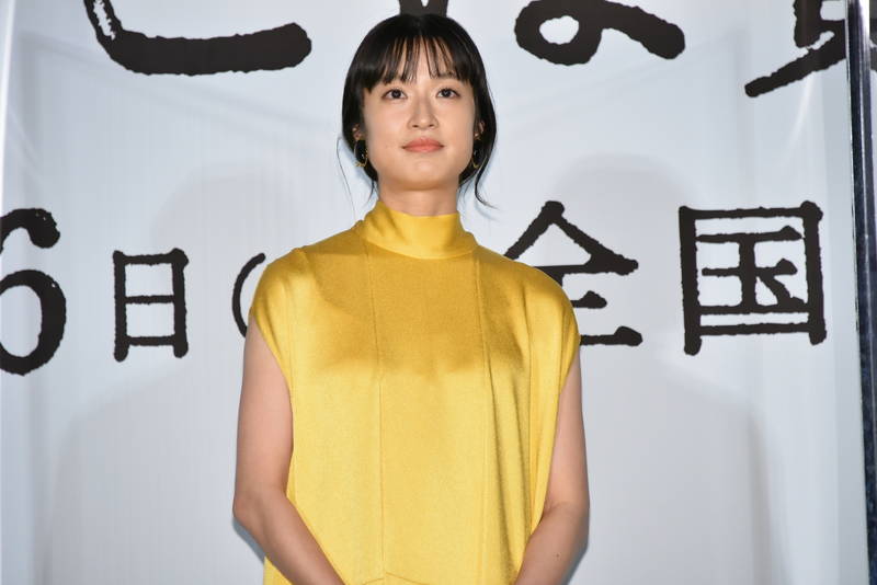 石橋静河　門脇麦から「笑顔が太陽のような人」と褒められ大テレ　「あのこは貴族」お嬢様役で共演